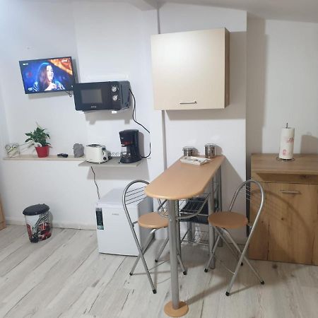 Lucky Residence Astra 1 Braşov Extérieur photo