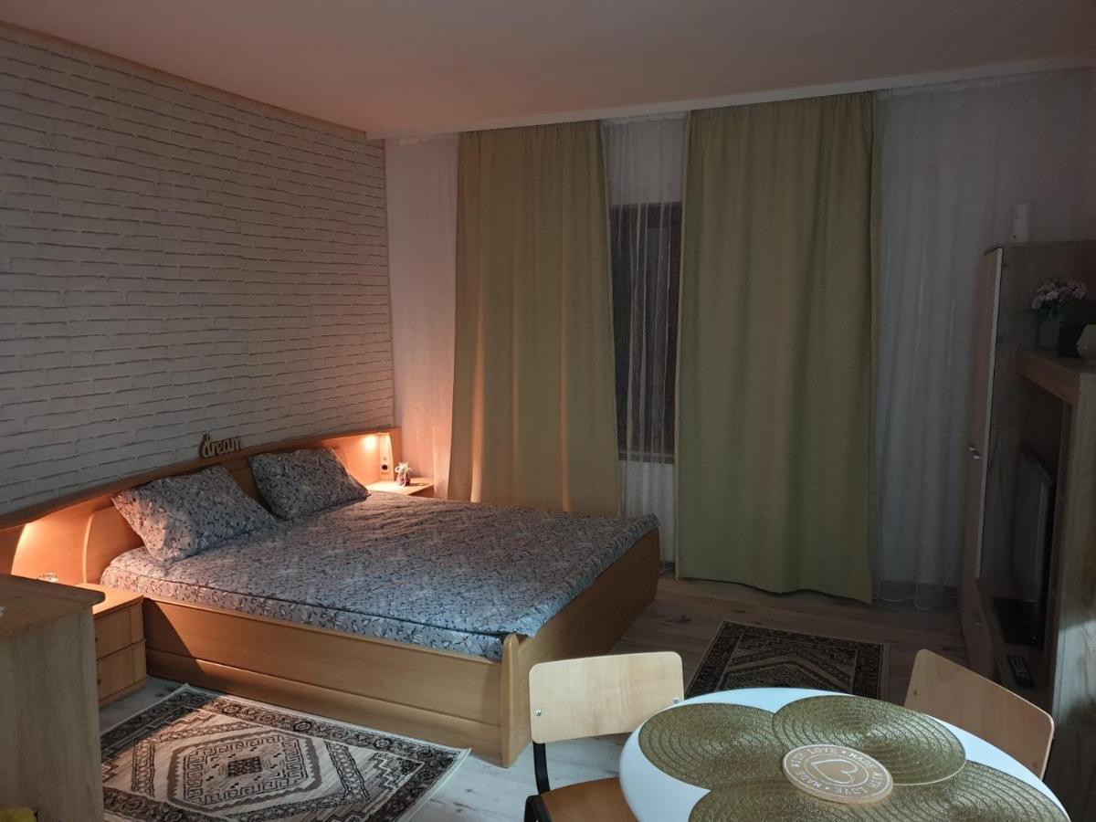 Lucky Residence Astra 1 Braşov Extérieur photo